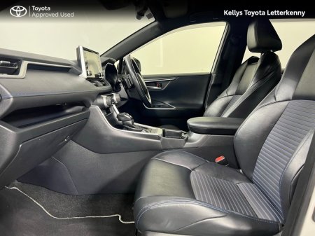 2019 Toyota RAV4 - photo 6