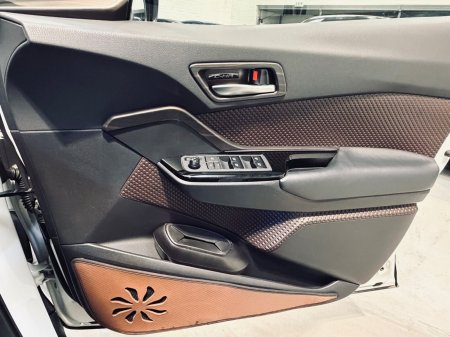 2019 Toyota C-HR - photo 17