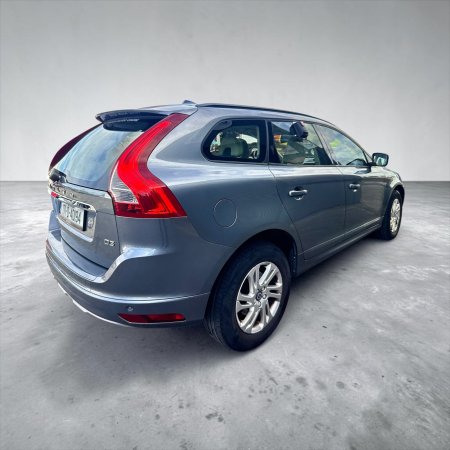 2017 Volvo XC60 - photo 2