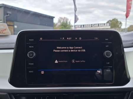 2023 Volkswagen T-Roc - photo 23