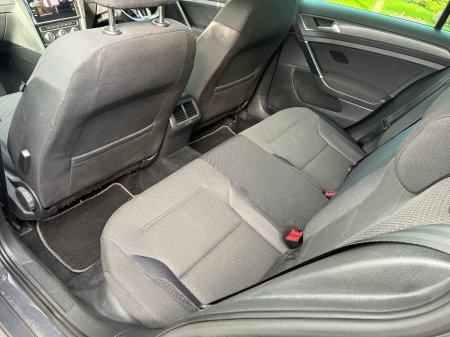 2020 Volkswagen Golf - photo 10