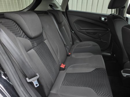 2017 Ford Fiesta - photo 18
