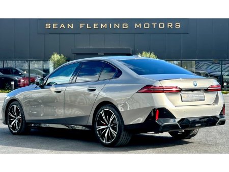 2026 BMW 5-Series - photo 3