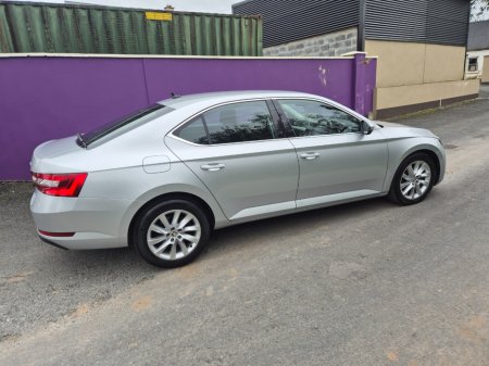 2023 Skoda Superb - photo 4