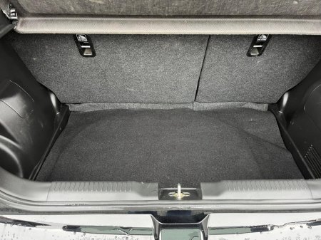 2021 Suzuki Swift - photo 9
