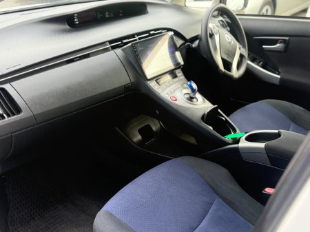 2015 Toyota Prius - photo 11