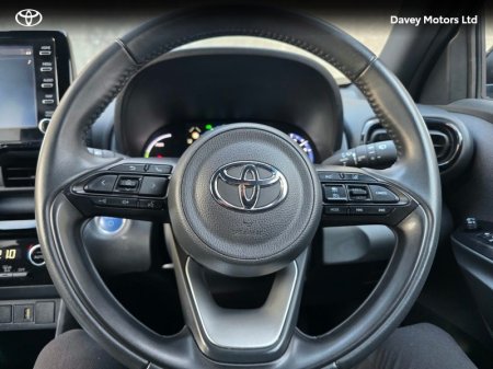 2024 Toyota Yaris Cross - photo 13
