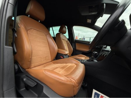 2016 Volkswagen Golf - photo 2
