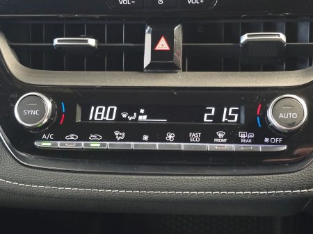 2024 Toyota Corolla - photo 13