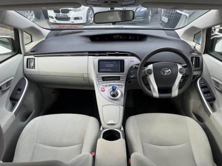 2014 Toyota Prius - photo 16