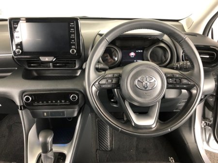 2023 Toyota Yaris - photo 9
