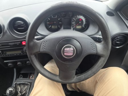 2004 SEAT Ibiza - photo 7