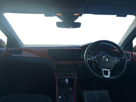 2020 Volkswagen Polo - photo 2