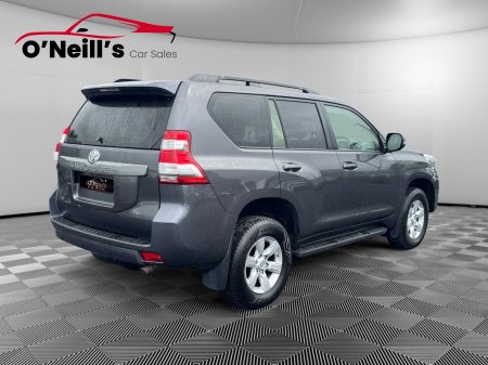 2016 Toyota Land Cruiser - photo 5