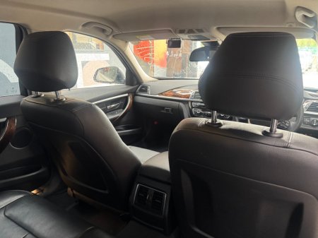2017 BMW 3-Series - photo 14