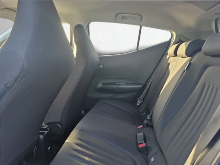 2021 Toyota Aqua - photo 8