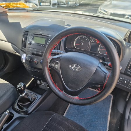 2011 Hyundai i30 - photo 11