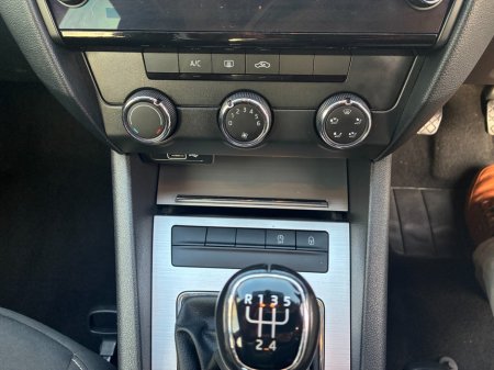 2020 Skoda Octavia - photo 13