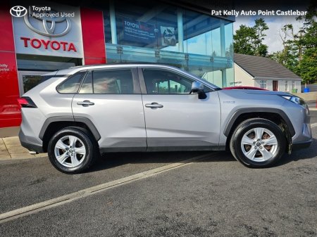 2020 Toyota RAV4 - photo 3