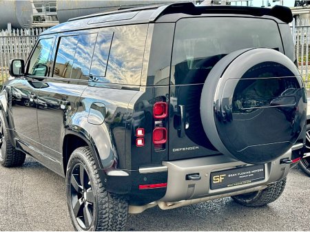 2025 Land Rover Defender - photo 10