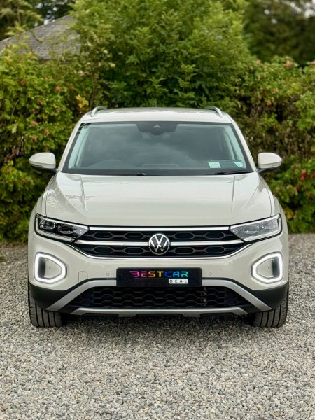 2023 Volkswagen T-Roc - photo 5