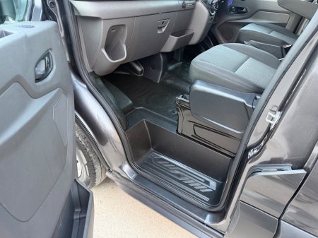 2022 Ford Transit - photo 16