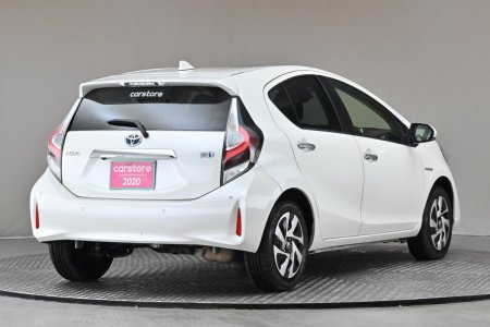 2020 Toyota Aqua - photo 9