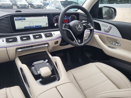2027 Mercedes-Benz GLE - photo 10