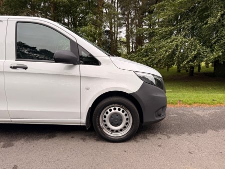 2021 Mercedes-Benz Vito - photo 30