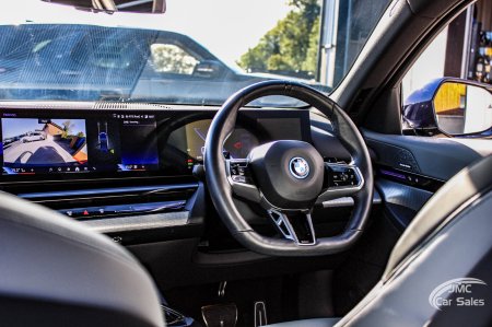 2024 BMW 3-Series - photo 27