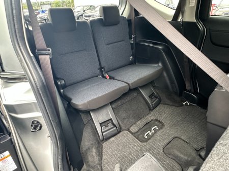 2017 Toyota Sienta - photo 28