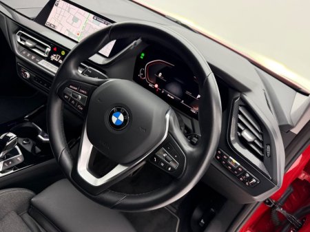 2024 BMW 1-Series - photo 26