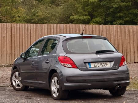 2010 Peugeot 207 - photo 10