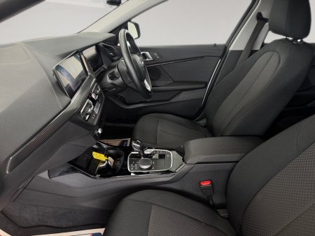 2021 BMW 1-Series - photo 17