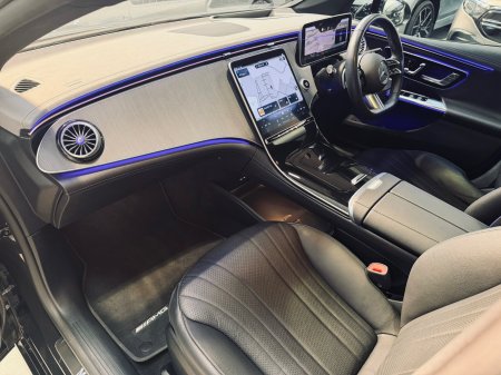 2025 Mercedes-Benz EQE - photo 10