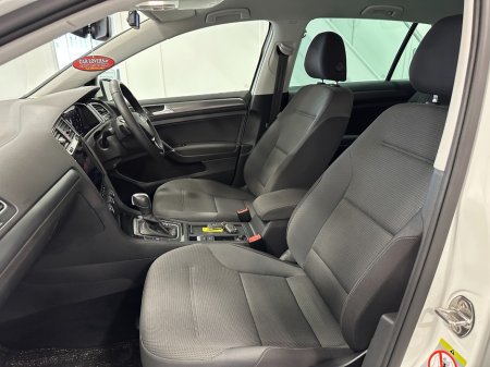 2020 Volkswagen Golf - photo 35