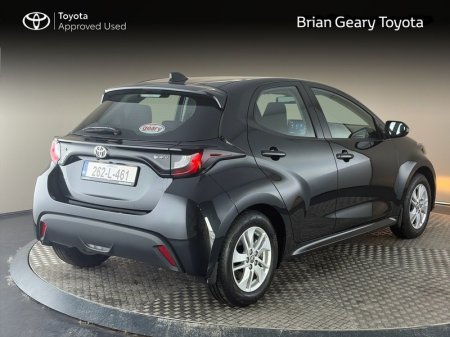 2026 Toyota Yaris - photo 2