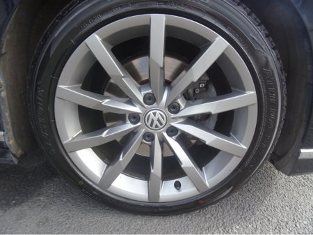 2020 Volkswagen Passat - photo 15