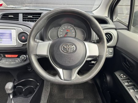 2013 Toyota Yaris - photo 7