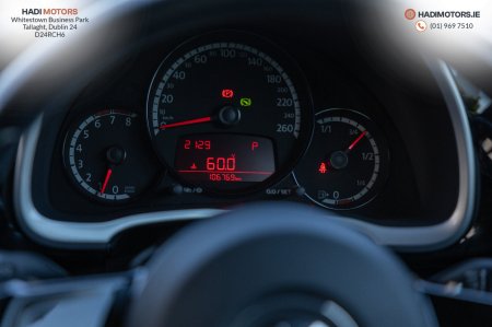 2014 Volkswagen Beetle - photo 13