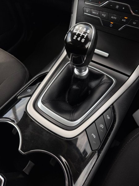 2016 Ford Galaxy - photo 31