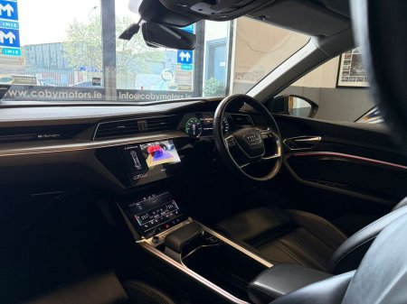 2020 Audi e-tron - photo 21