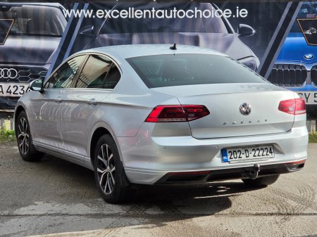 2020 Volkswagen Passat - photo 4