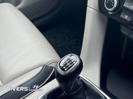 2021 Kia Sportage - photo 16