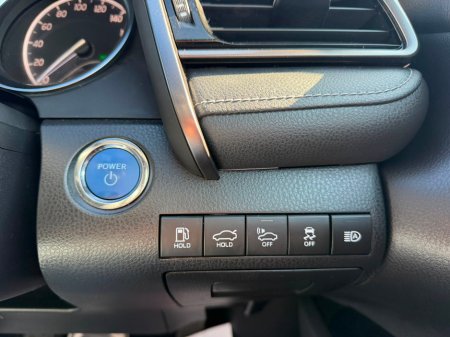 2019 Toyota Camry - photo 19