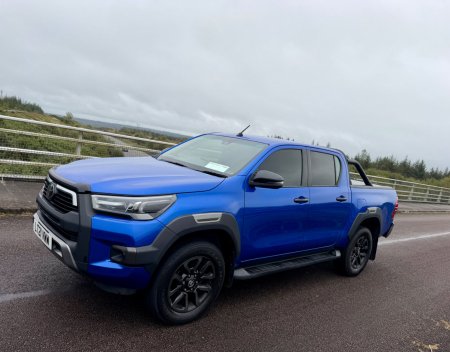 2021 Toyota Hilux - photo 2