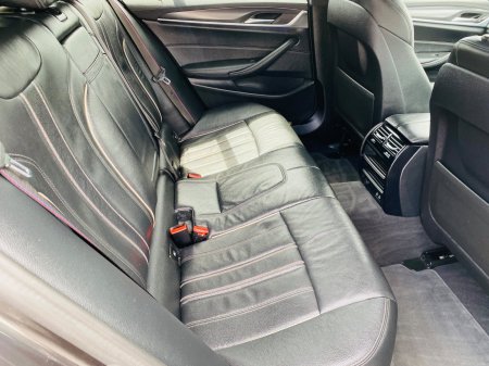 2023 BMW 5-Series - photo 25