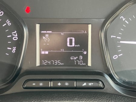 2022 Opel Vivaro - photo 10