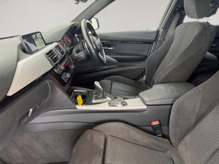 2017 BMW 3-Series - photo 17