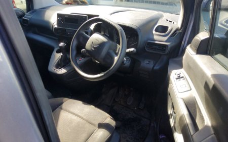 2021 Citroen Berlingo - photo 2